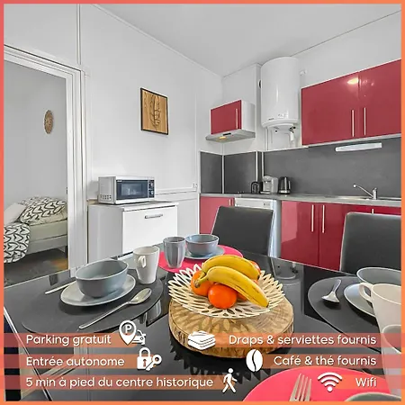 Balade A Montlucon Apartment Exterior photo